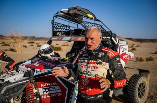 Josef Machacek to return to Dakar, replacing injured Yasmeen Koloc for Buggyra ZM Racing