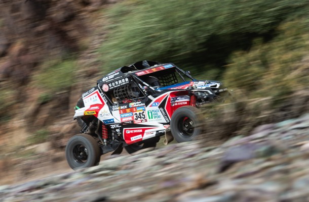 Valtr jumps to third place, more issues for Dakar newcomer Aliyyah Koloc 